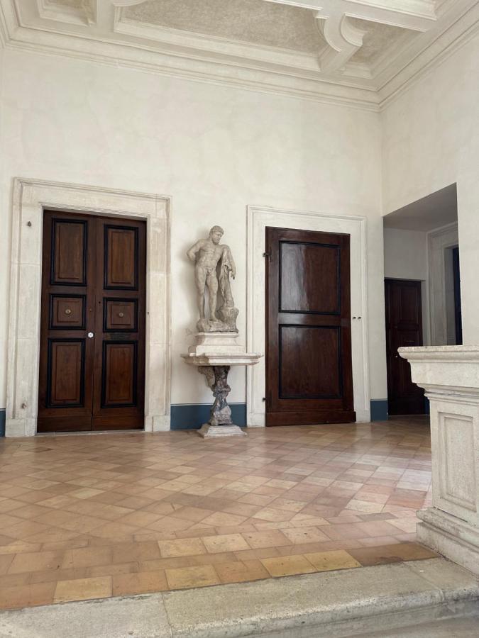 Casa Colonna - Suite Della Torre LʼAquila Eksteriør bilde